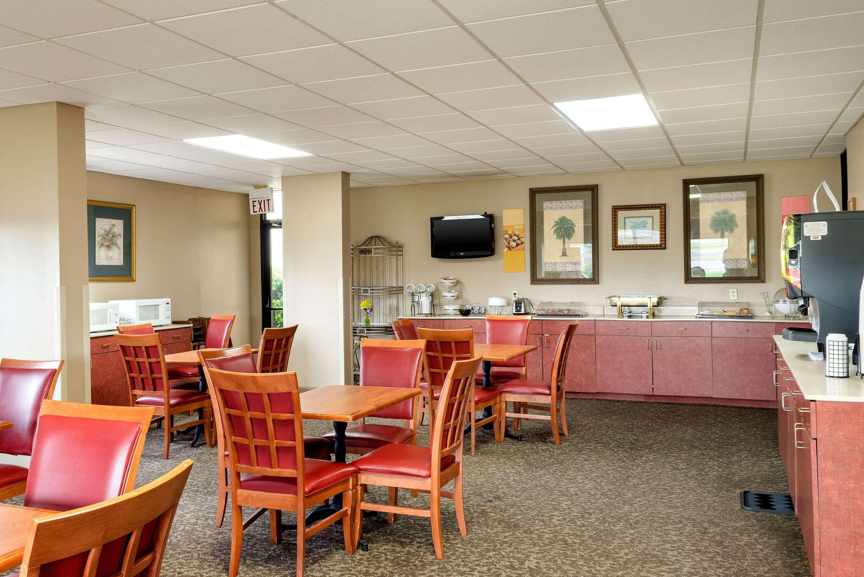 Motel 6 Cleveland, Ms - Delta State University Exterior photo