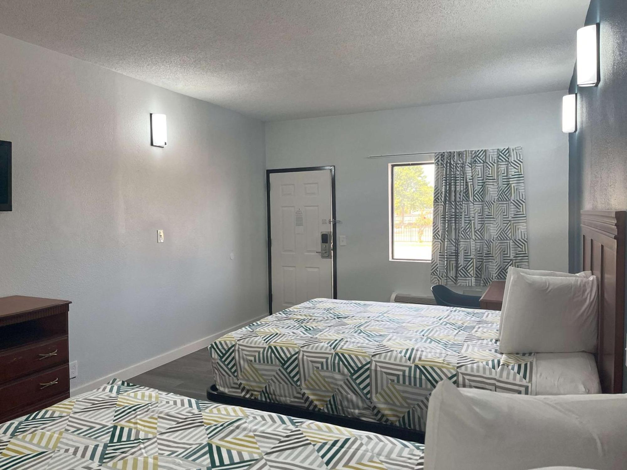 Motel 6 Cleveland, Ms - Delta State University Exterior photo