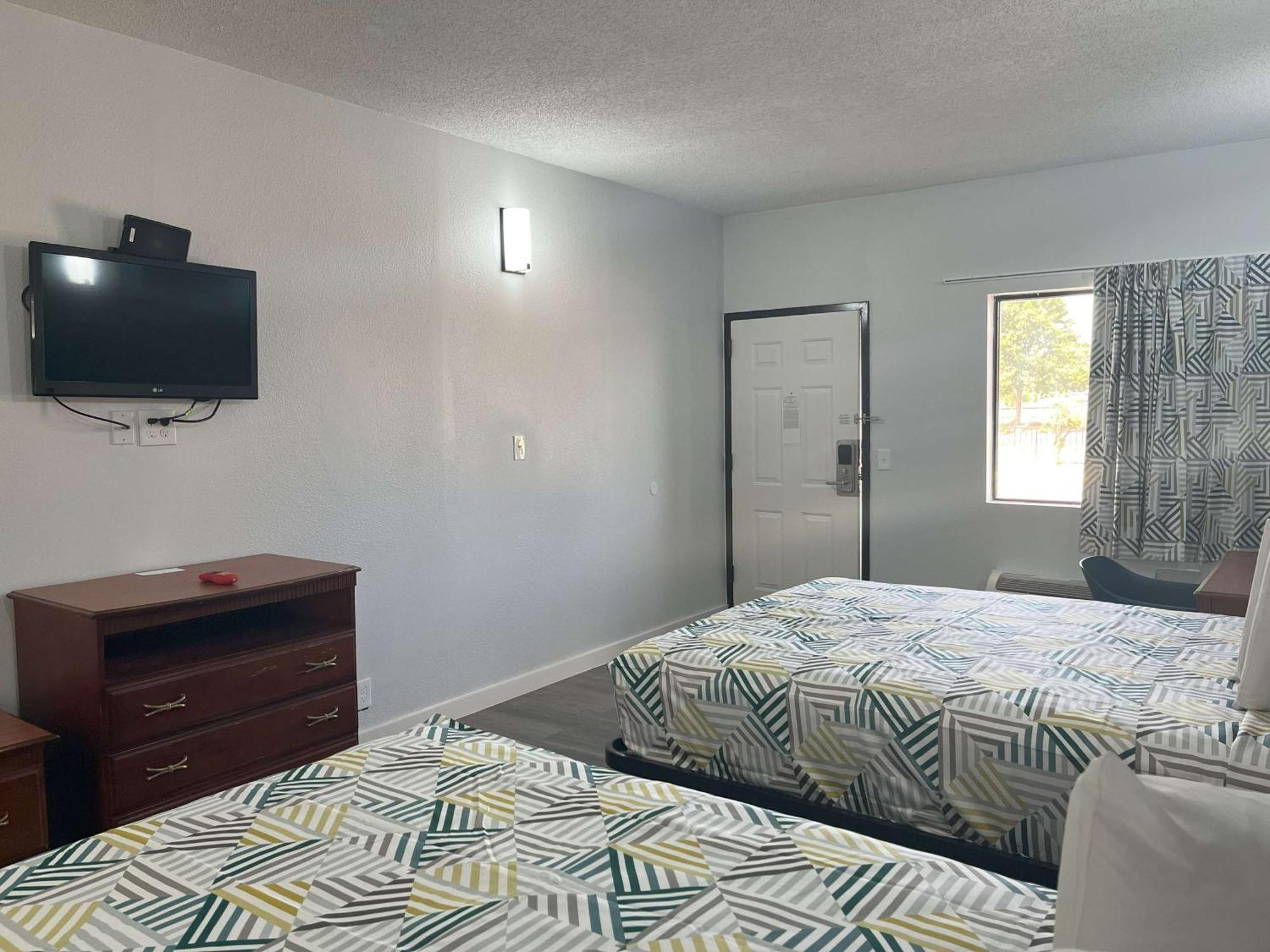 Motel 6 Cleveland, Ms - Delta State University Exterior photo
