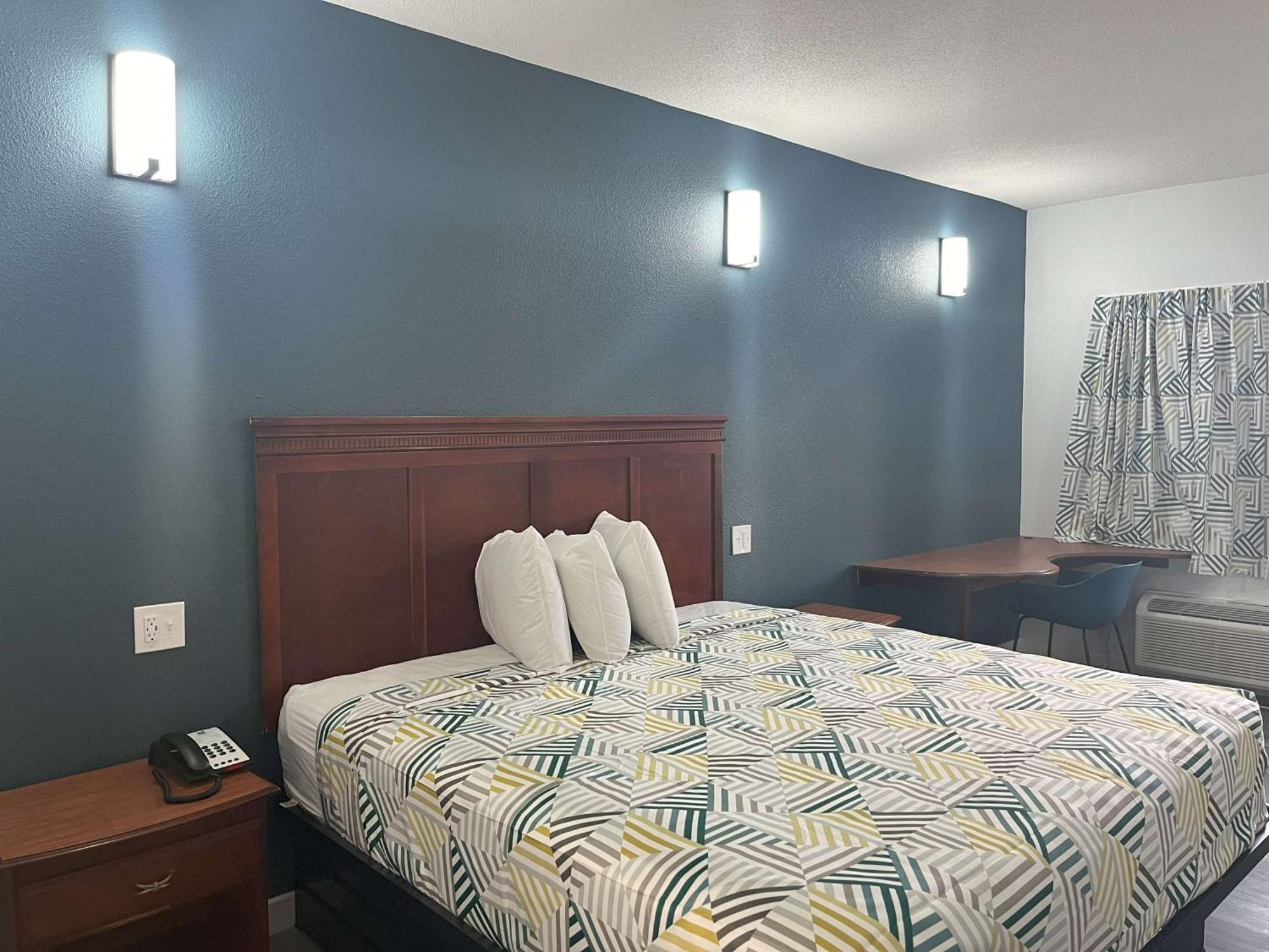 Motel 6 Cleveland, Ms - Delta State University Exterior photo