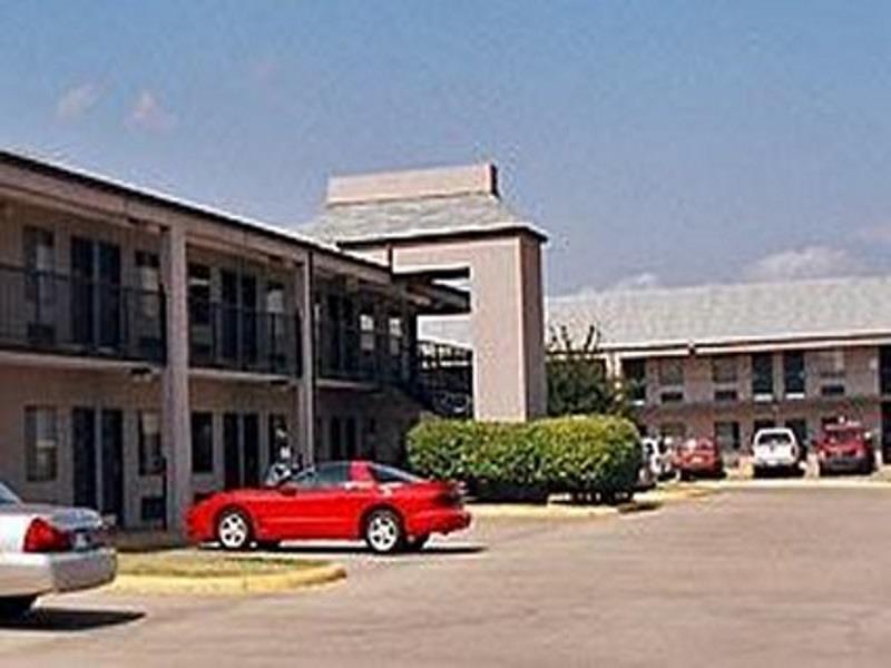 Motel 6 Cleveland, Ms - Delta State University Exterior photo